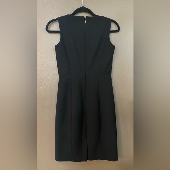 ⭐️HP⭐️ Tory Burch soft wool fitted dress- Xsmall - Picture 8 of 8